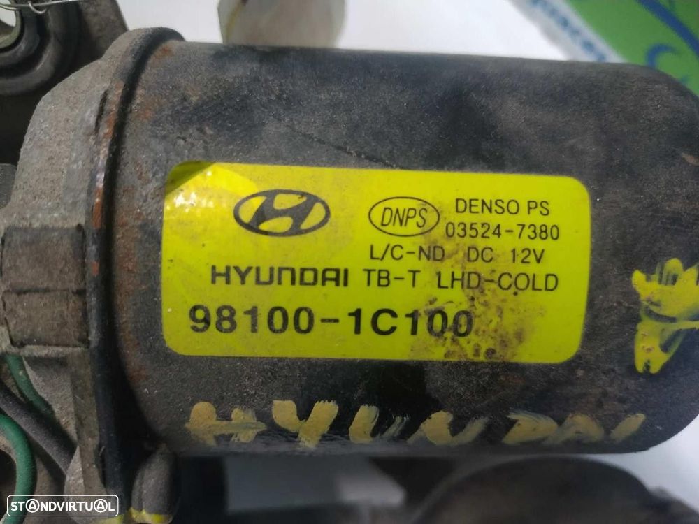 MOTOR LIMPA-VIDROS FRONTAL HYUNDAI GETZ 2002 -981001C100 - 2