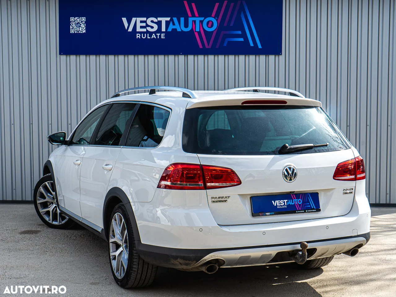 Volkswagen Passat Alltrack 2.0 TDI 4Motion DSG BlueMotion Tec - 3