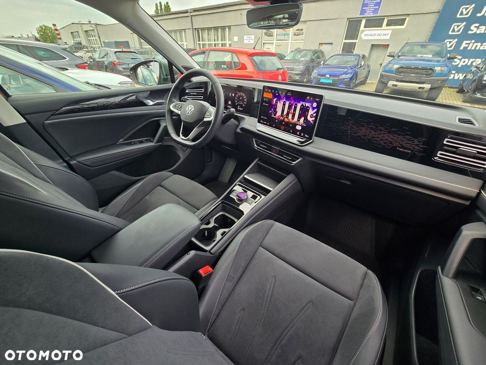 Volkswagen Tiguan 1.5 eTSI Elegance DSG - 23