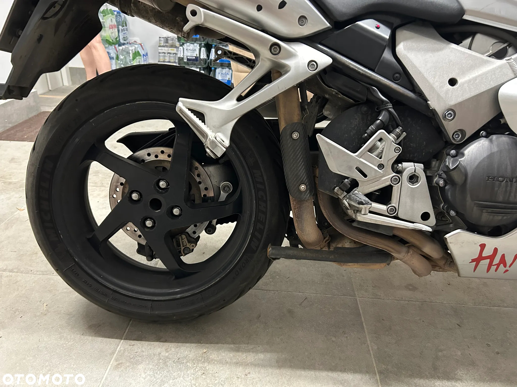 Honda VFR - 13