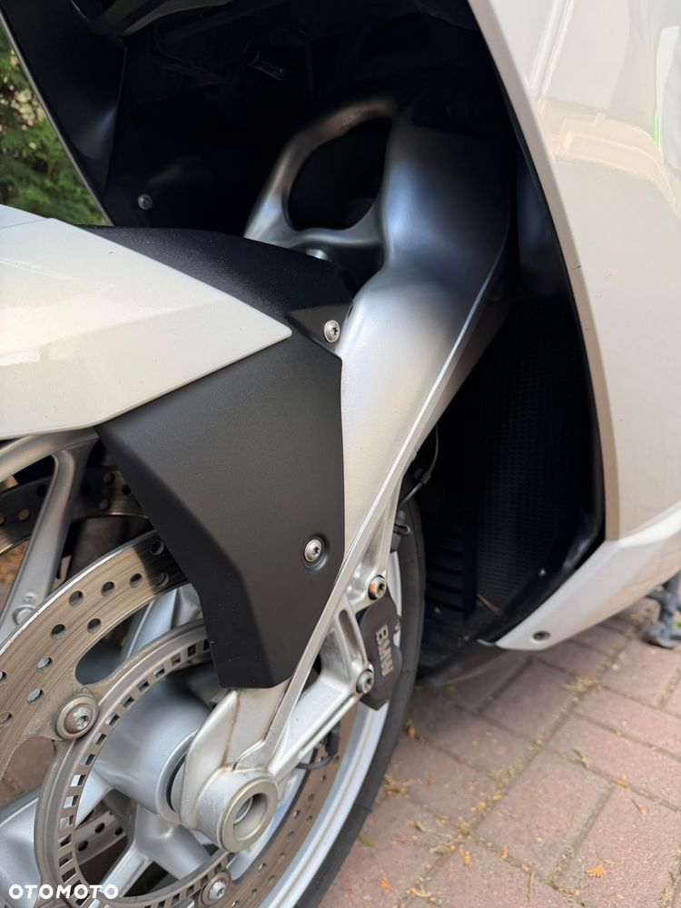 BMW K - 19