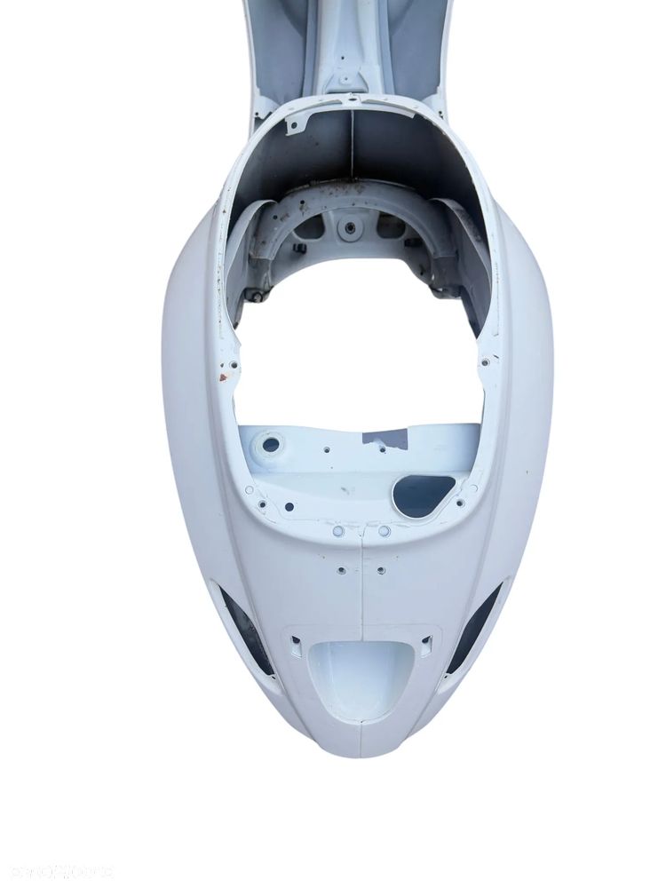 RAMA karoseria Piaggio Vespa Primavera  50/125 - 9