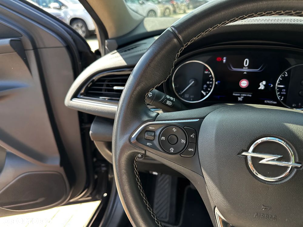 Opel Insignia - 10