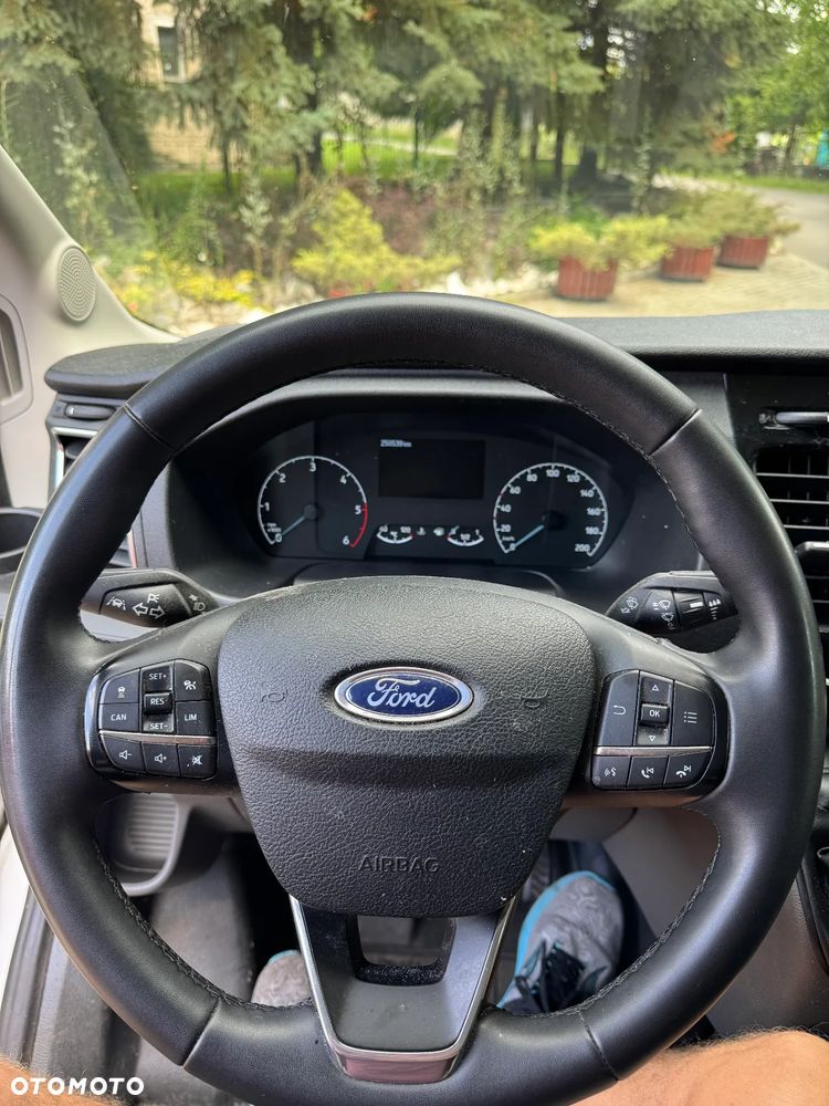 Ford Transit - 7