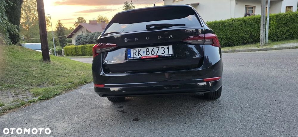 Skoda Octavia 2.0 TDI Premium Edition - 5