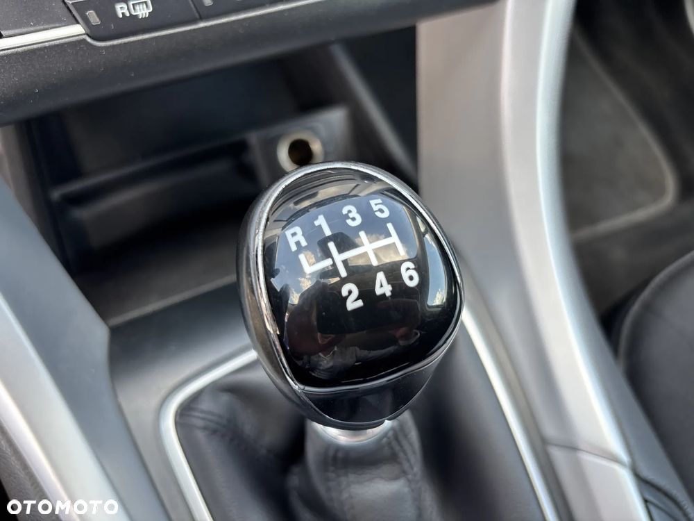 Ford Mondeo 1.5 EcoBoost Titanium - 37