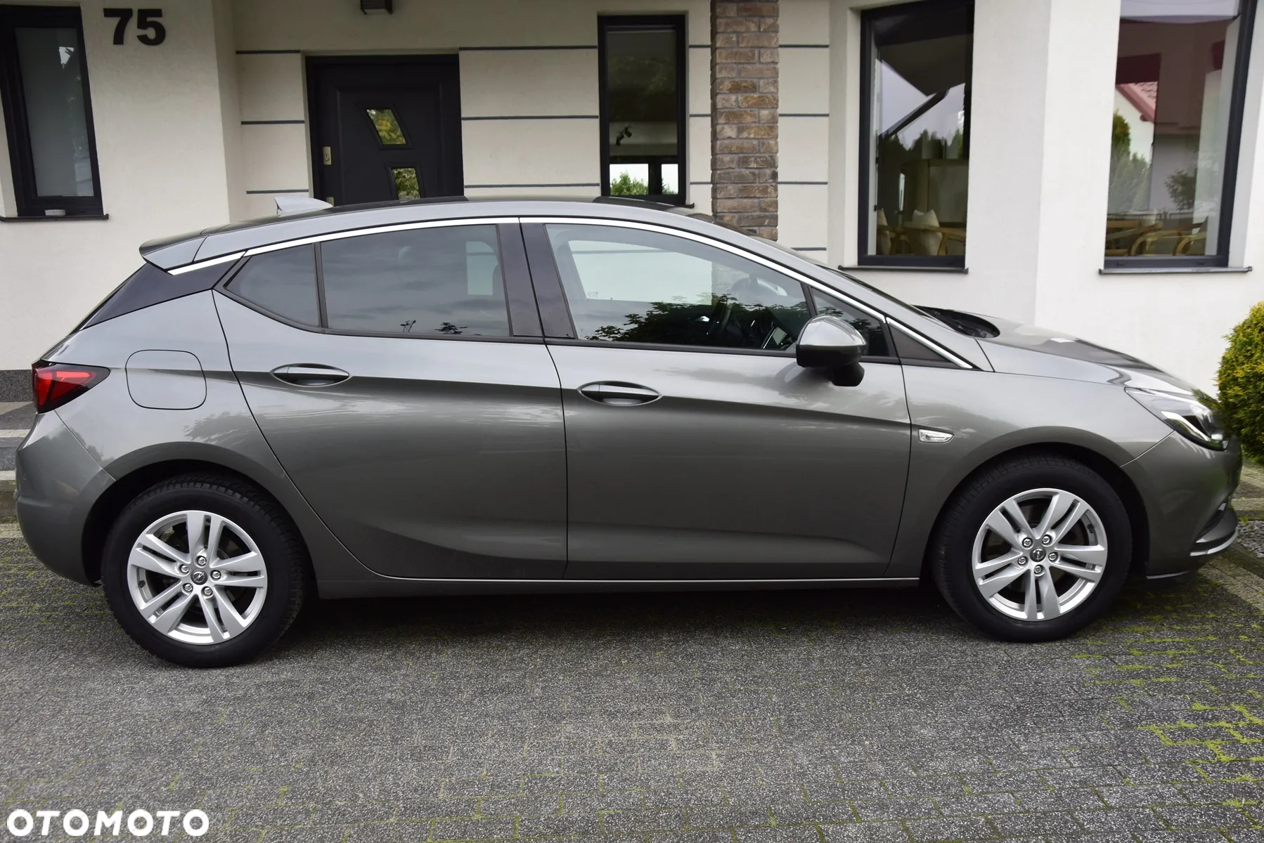 Opel Astra 1.6 D (CDTI) Start/Stop Innovation - 13