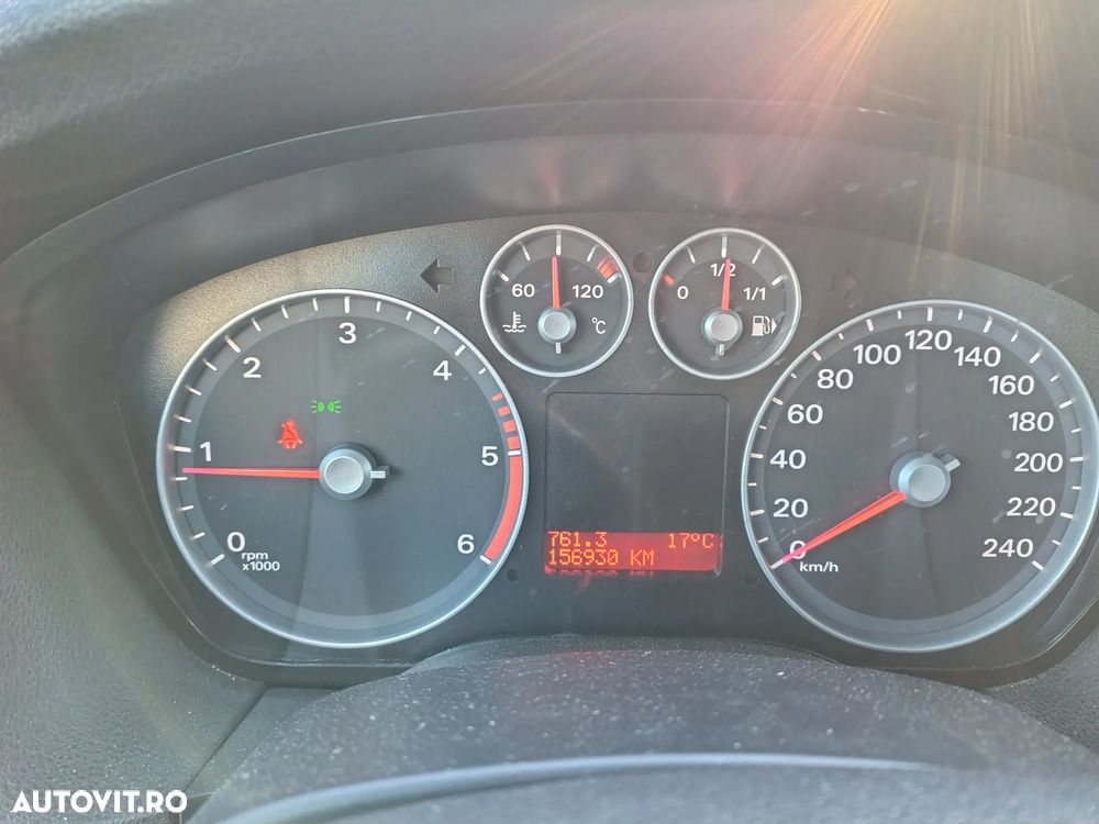 Ford Focus 1.8 TDCI Titanium - 7