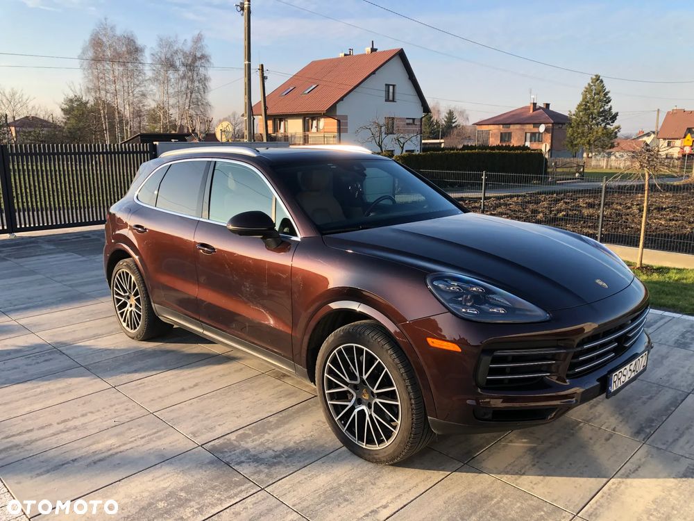 Porsche Cayenne Standard - 1