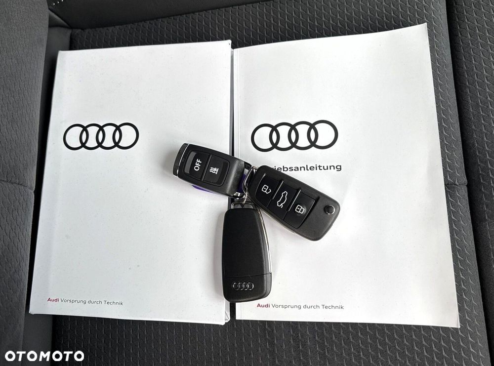 Audi Q3 Sportback 40 TFSI Quattro S-Line S tronic - 32