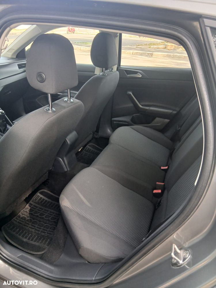 Volkswagen Polo - 8