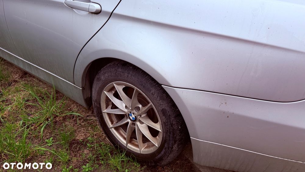 BMW Seria 3 318i - 4