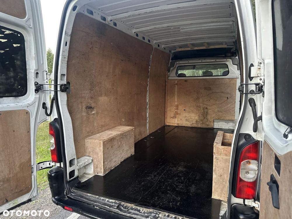 Renault Master - 32