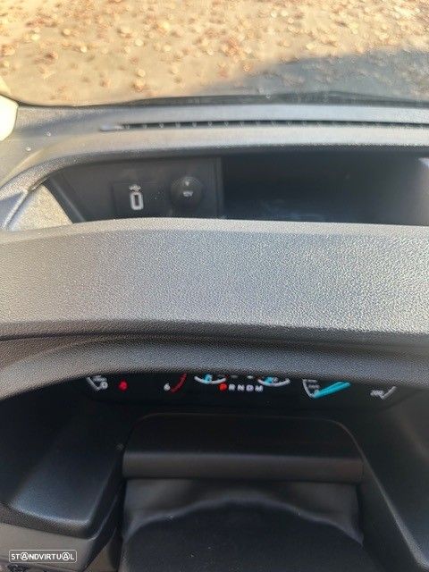 Ford Transit Custom 2.0 TDCI Aut. L2-H1 Airco - 11