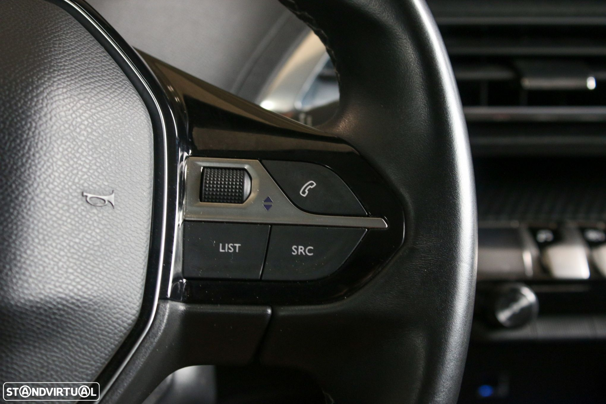 Peugeot 3008 1.2 PureTech Allure Pack - 31