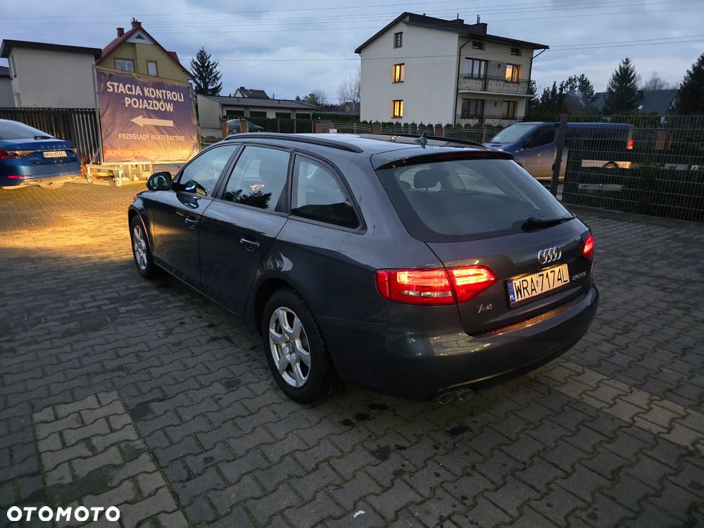 Audi A4 Avant 2.0 TDI DPF Ambition - 26
