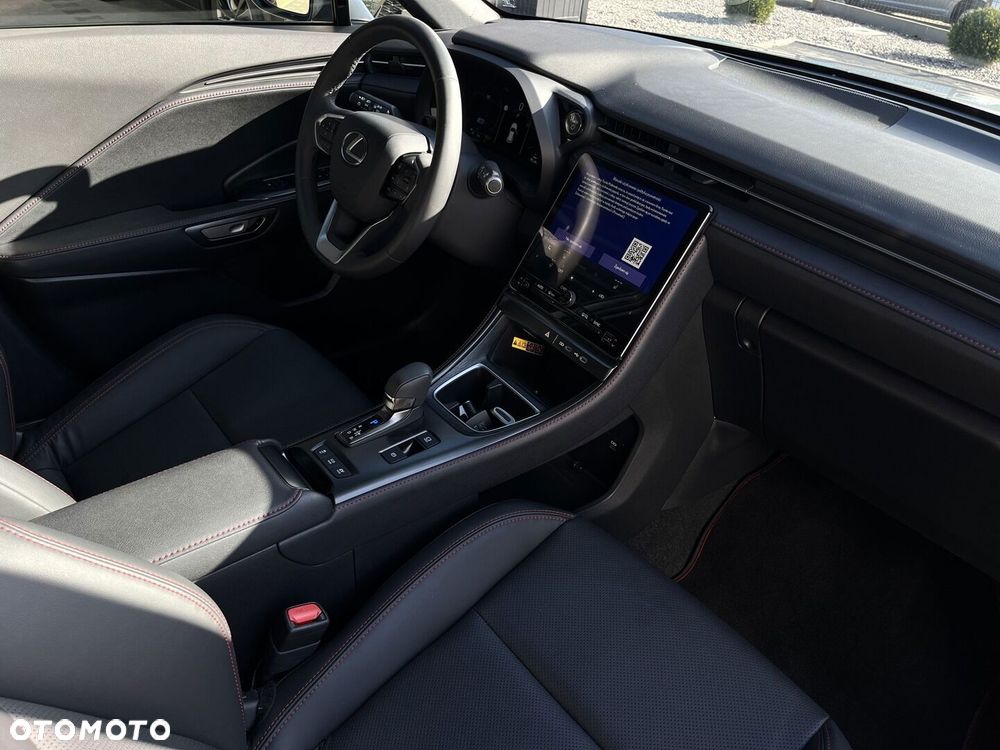 Lexus LBX 1.5 Hybrid Emotion - 18
