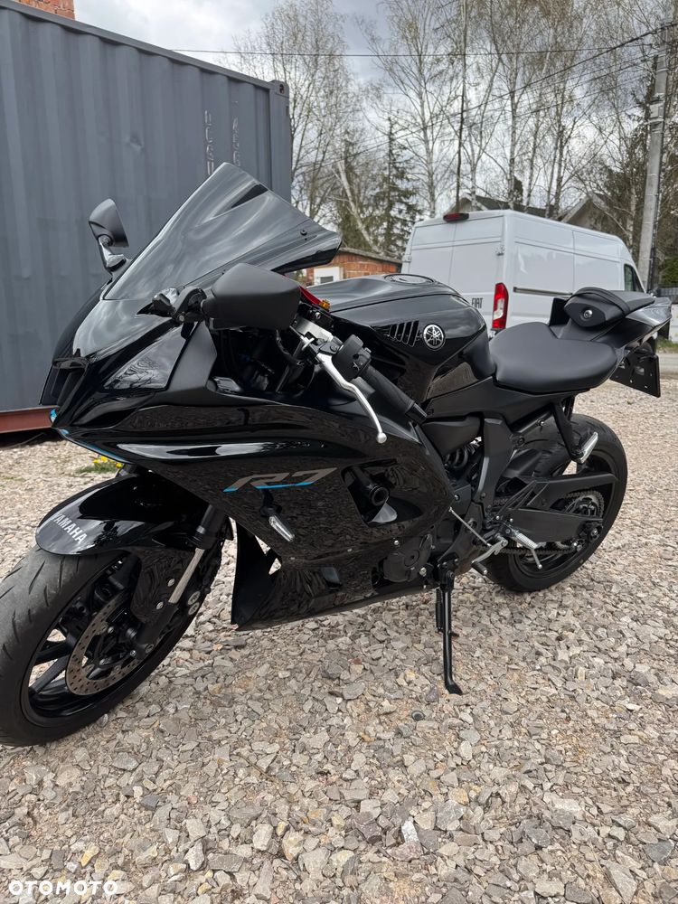 Yamaha R7 - 3