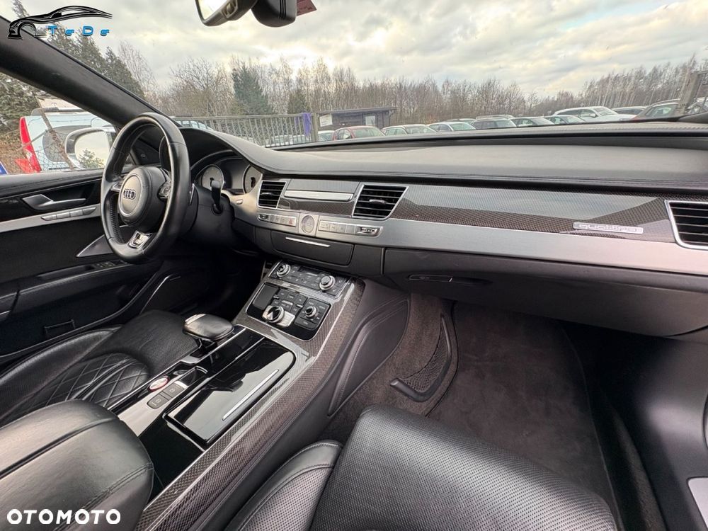 Audi S8 4.0 TFSI Quattro - 32