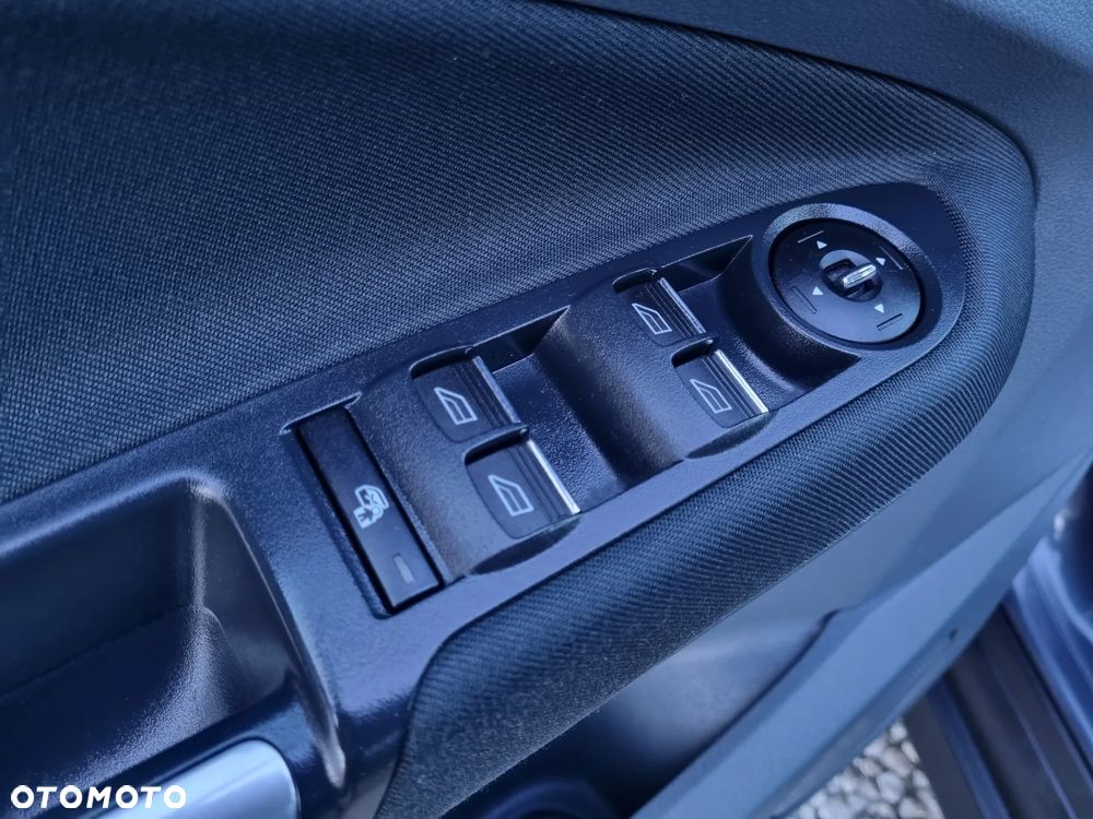 Ford C-MAX 1.6 TDCi Titanium - 24