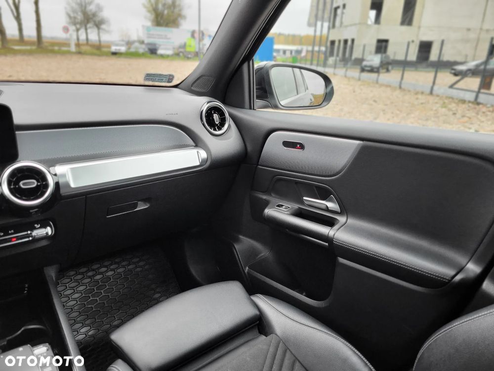 Mercedes-Benz GLB 200 Style 7G-DCT - 12