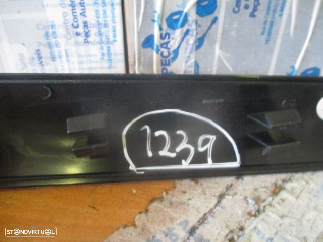 Grelha Friso 13163897 OPEL ZAFIRA B 2009 FD - 2