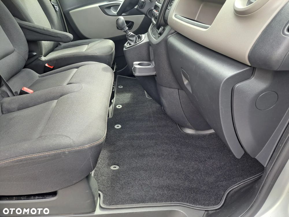 Renault Trafic Combi L1H1 Authentique - 16