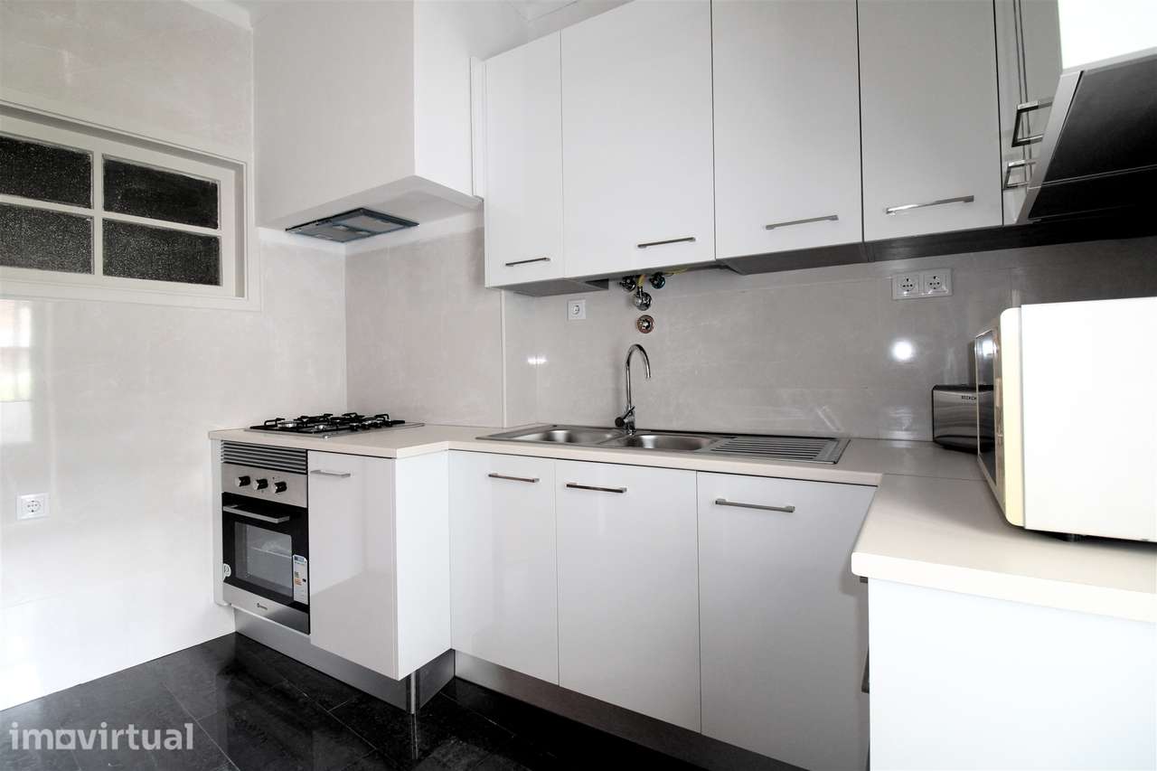 Apartamento T4 próximo Faculdade de Economia - Grande imagem: 5/15