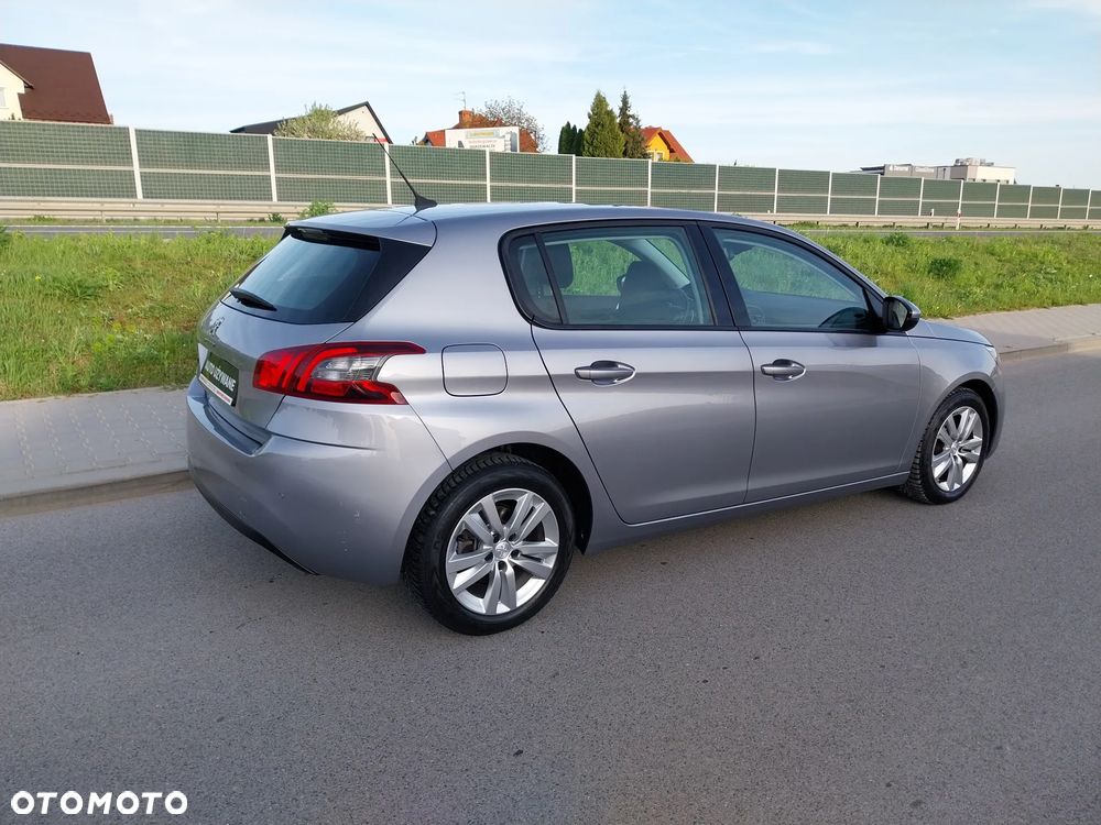 Peugeot 308 1.2 PureTech GPF Active Pack Business S&S EAT8 - 28