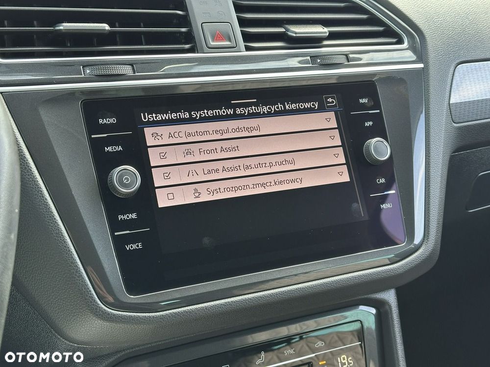 Volkswagen Tiguan 1.5 TSI OPF DSG Life - 24