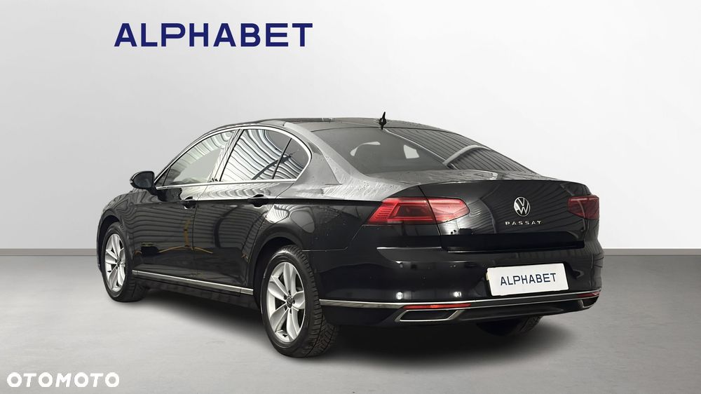 Volkswagen Passat 2.0 TDI EVO Elegance DSG - 3