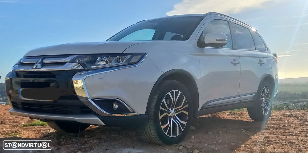 Mitsubishi Outlander 2.2 DI-D Intense - 7
