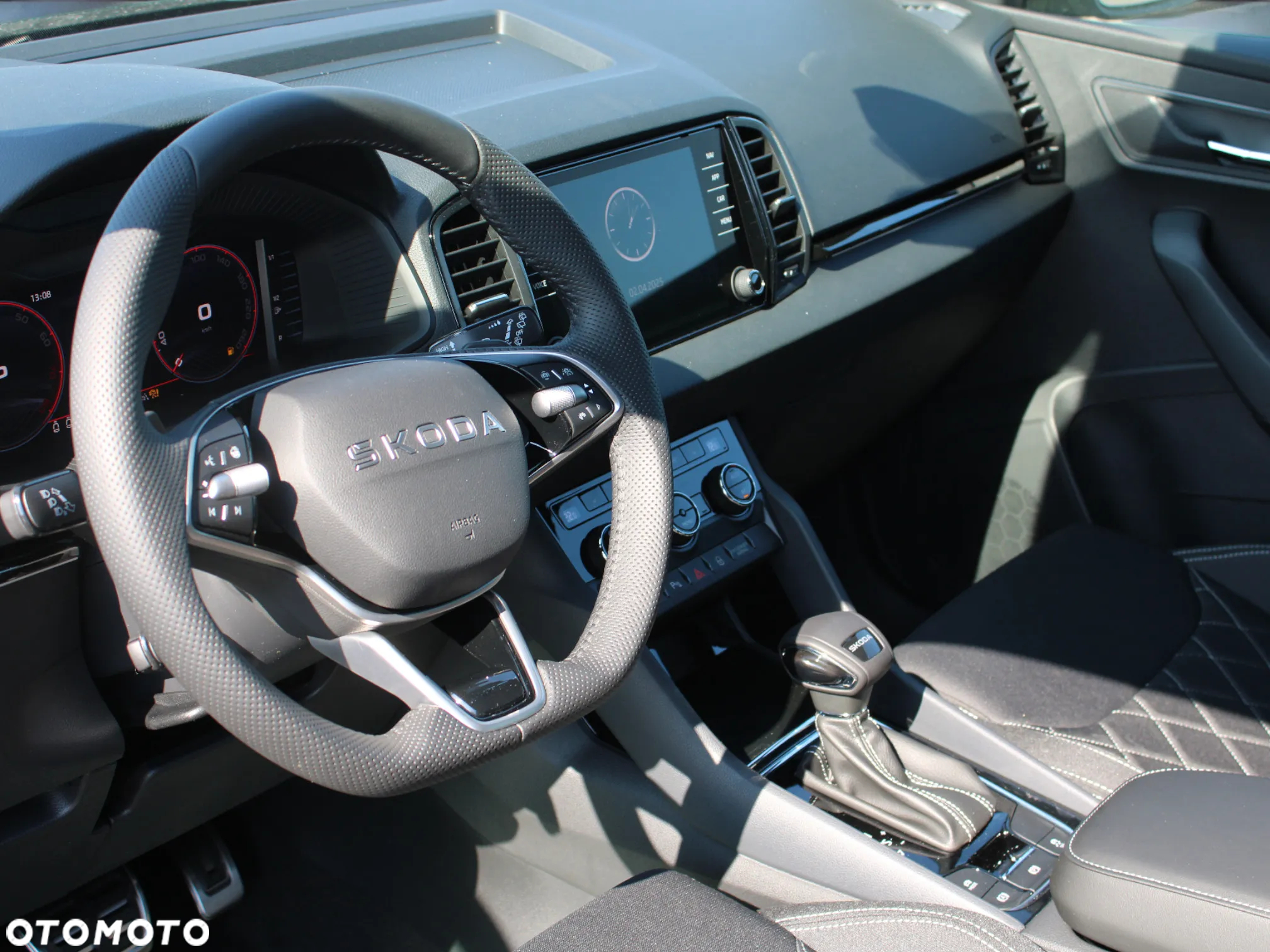 Skoda Karoq 1.5 TSI ACT Sportline DSG - 16
