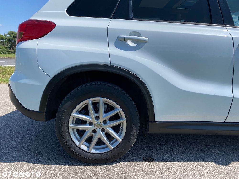 Suzuki Vitara 1.6 (4x4) Allgrip Comfort+ - 16