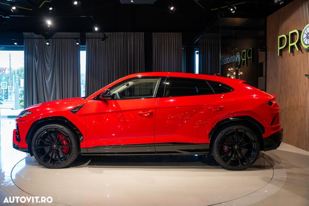 Lamborghini URUS - 15