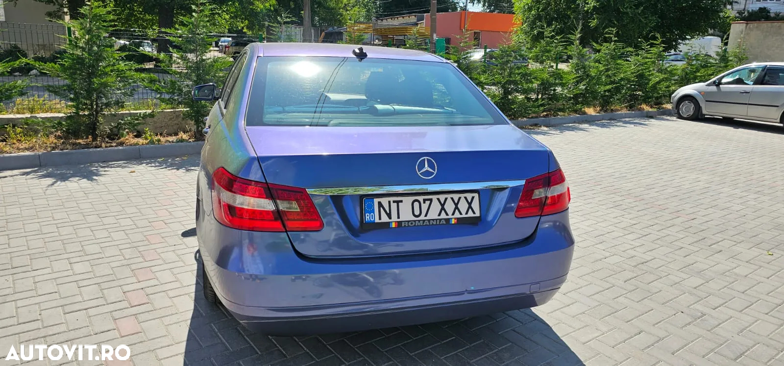 Mercedes-Benz E 200 CDI DPF BlueEFFICIENCY Automatik Elegance - 8