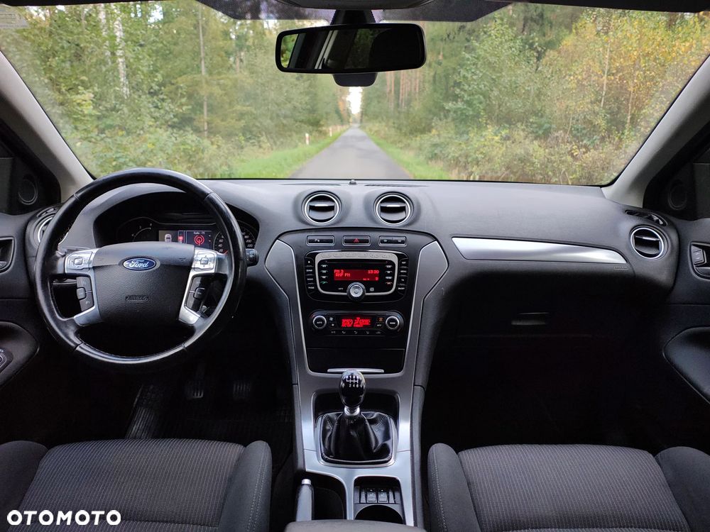 Ford Mondeo - 7