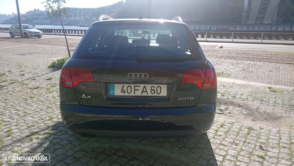 Audi A4 Avant 2.0 TDI multitronic - 5