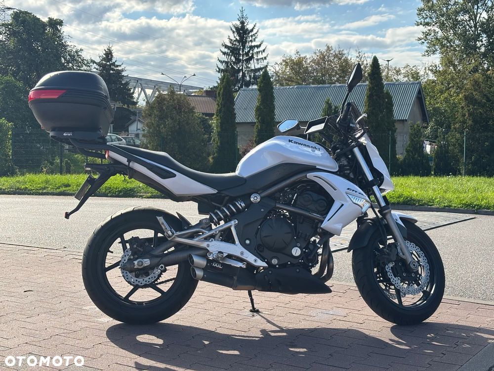 Kawasaki ER - 10