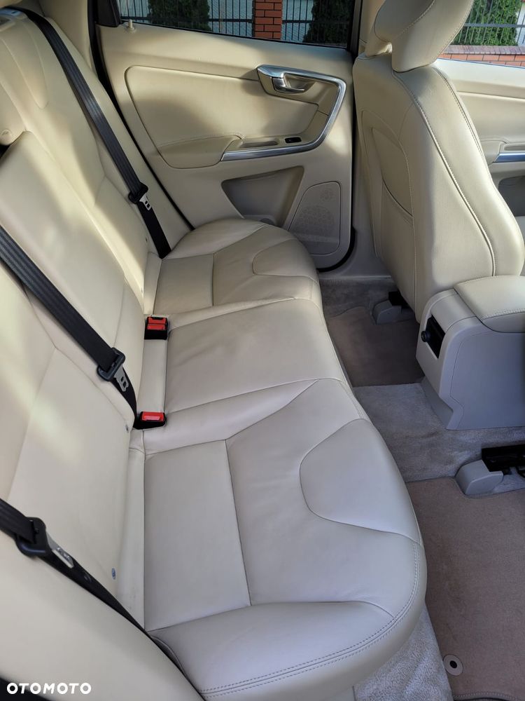 Volvo XC 60 - 20