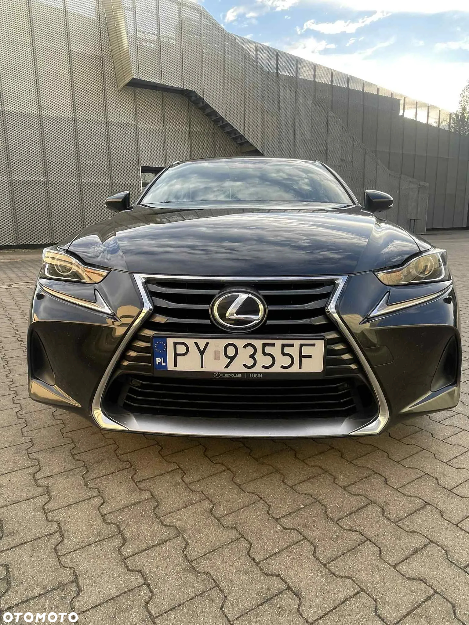 Lexus IS - 11