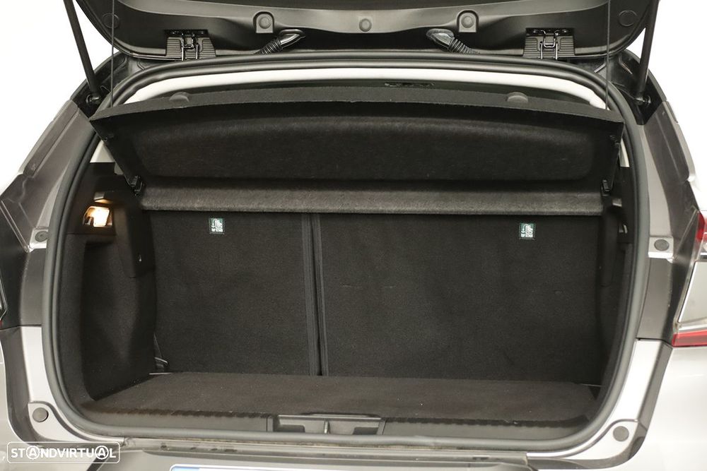 Renault Captur 1.0 TCe Techno Bi-Fuel - 25