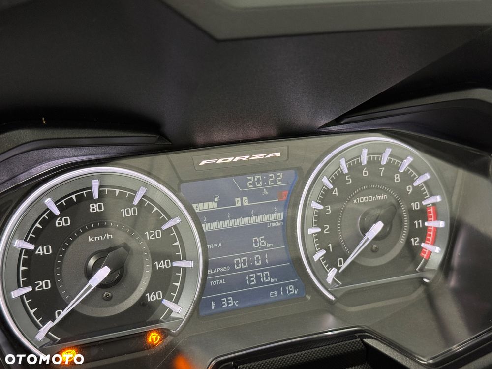 Honda NSS - 23