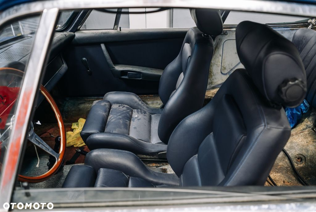 Porsche 911 - 9