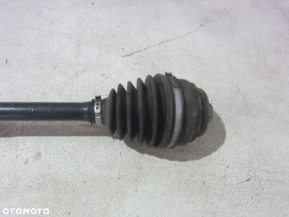 BMW F10 F12 F11 XDRIVE 4X4 535 PÓŁOŚ PRAWA PRAWY PRZÓD 31607618680 7618680 - 2
