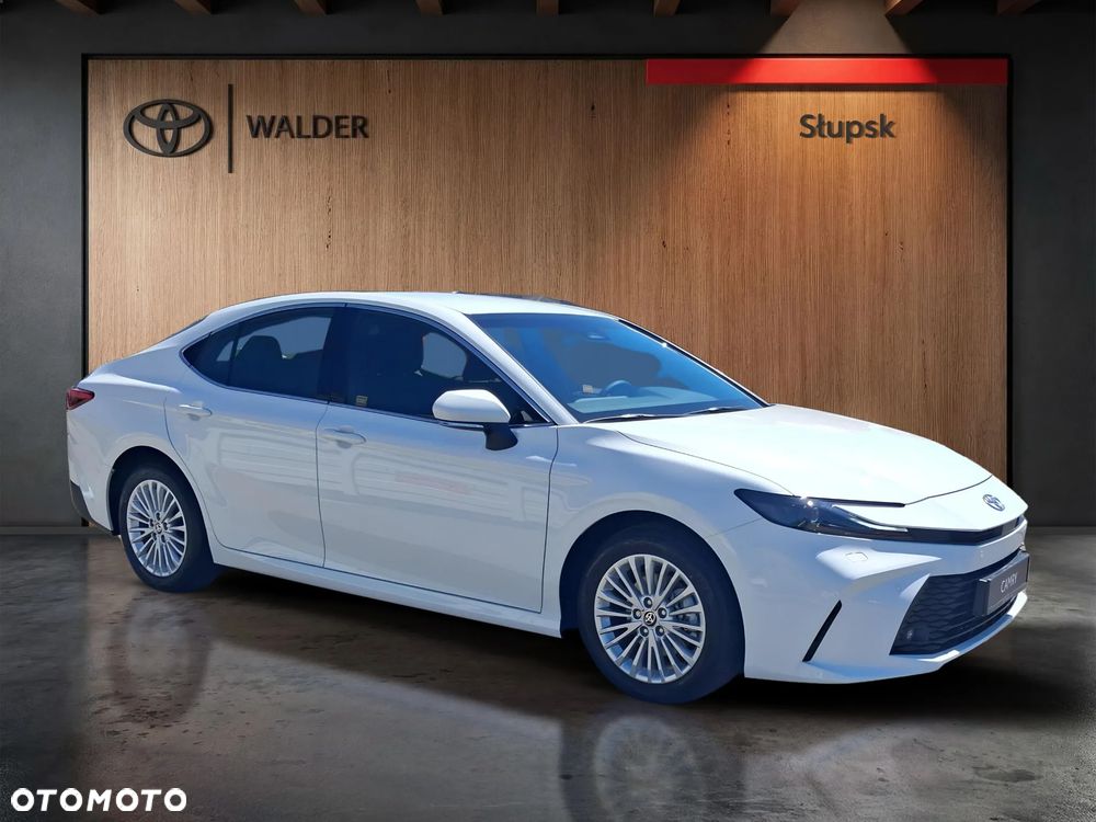 Toyota Camry - 7