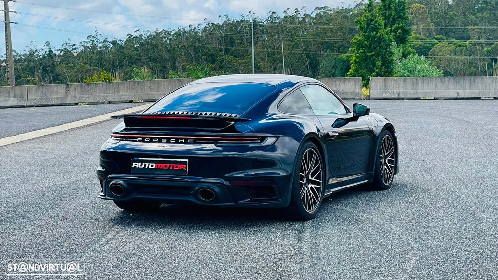 Porsche 911 Série F - 4