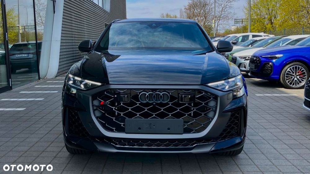 Audi RS Q8 - 4