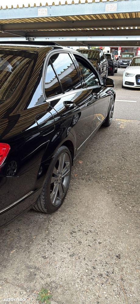 Mercedes-Benz C - 5