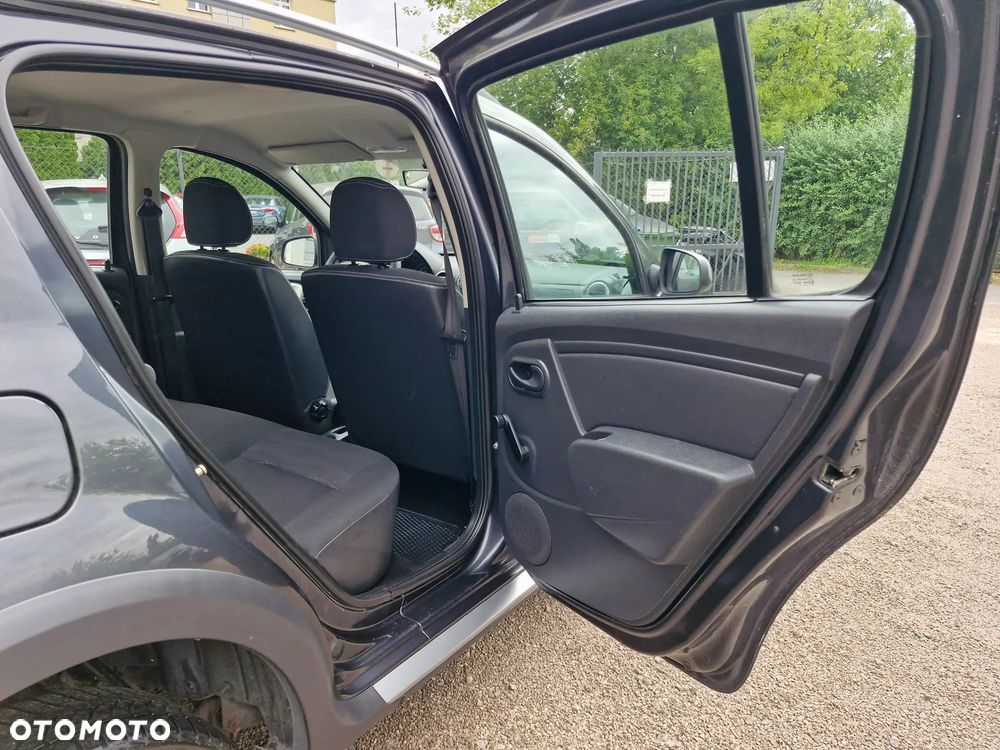Dacia Sandero Stepway - 17